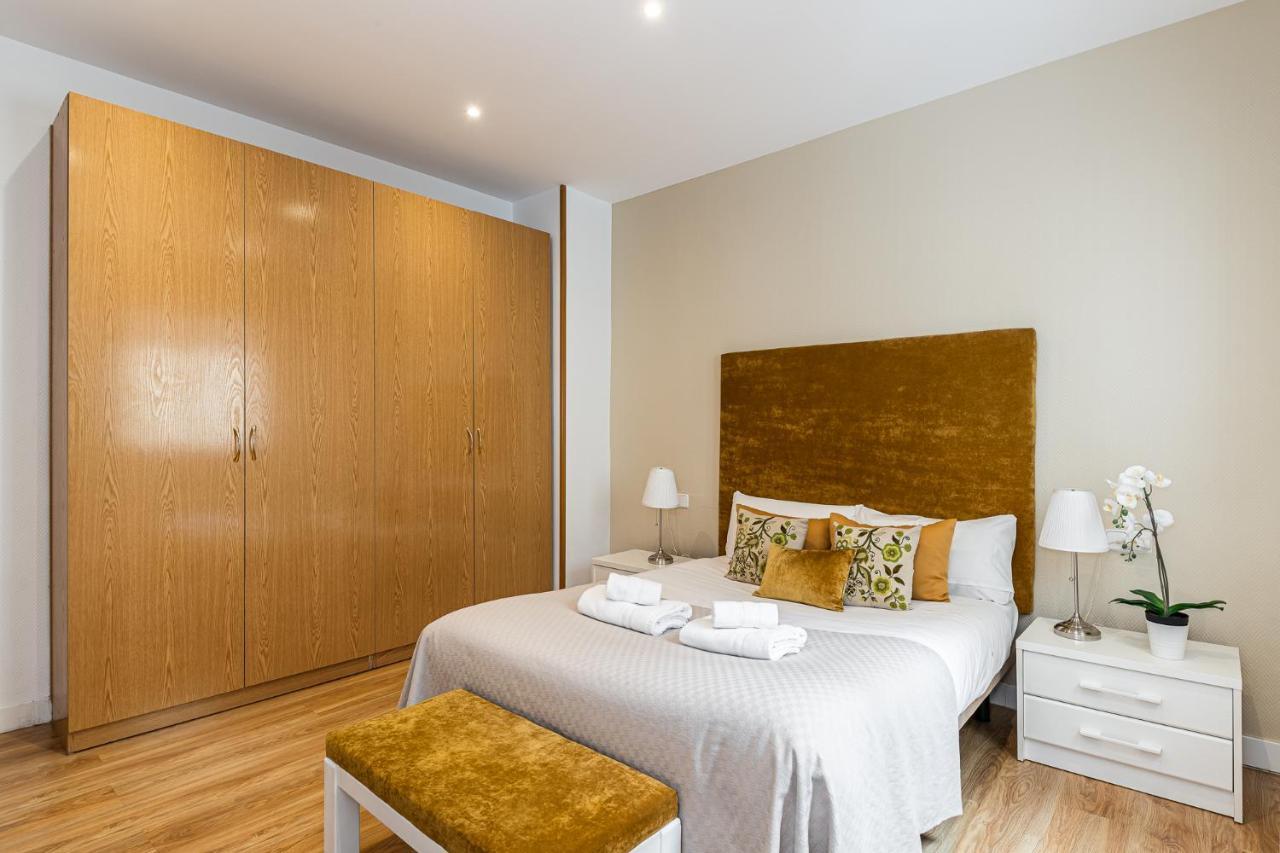 מדריד Waou Apartamentos En Sol Confort 5 מראה חיצוני תמונה