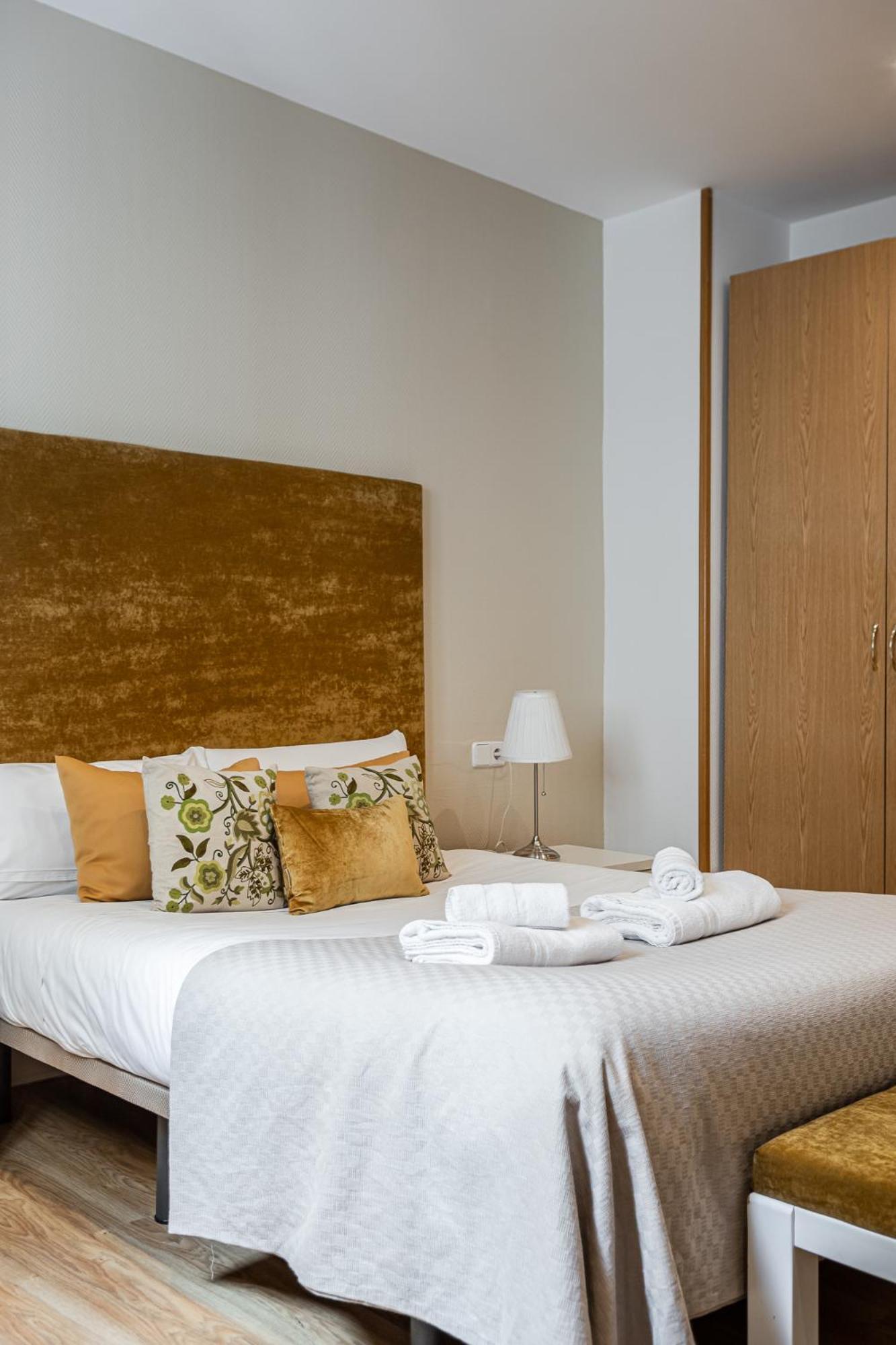 מדריד Waou Apartamentos En Sol Confort 5 מראה חיצוני תמונה